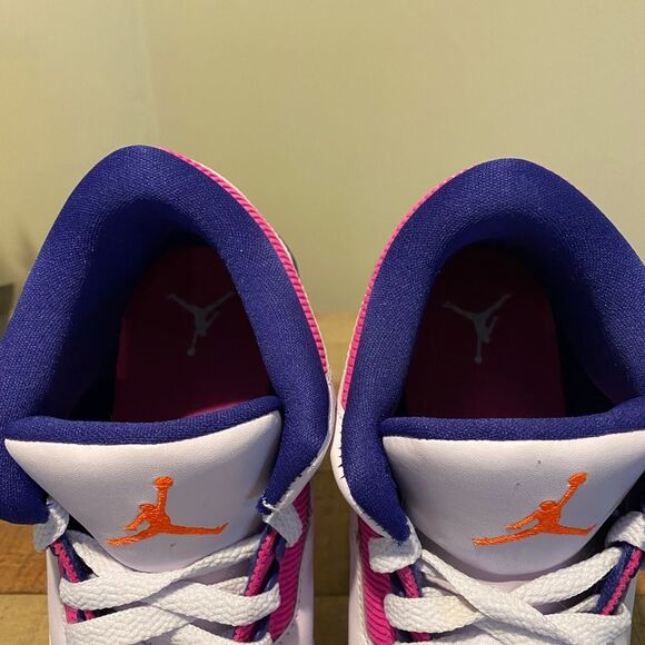 Jordan Retro 3 Barely Grape GS 6/ W 7.5-Limited Edition - Picture 6 of 7